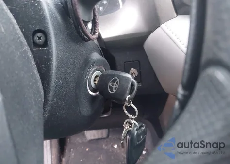 2013 Toyota Rav4 Xle из США, поврежденный, VIN 2T3RFREV0DW005599